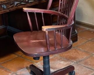 Solid Wood Rolling Office Chair 44x22x22in HxWxD