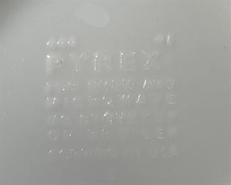 Pyrex 444 Bowl Butterfly Flower Bouquet 4.25x13x10in HxWxD