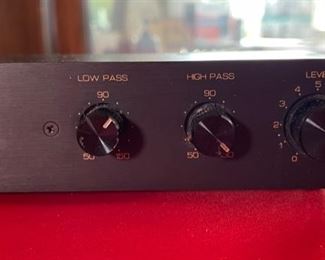Mirage LFX-1 Active Crossover for speaker 2x10x6in HxWxD