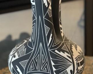Alisha Chino Native American Etched Wedding Vase AC Acoma NM 15x9x9in HxWxD