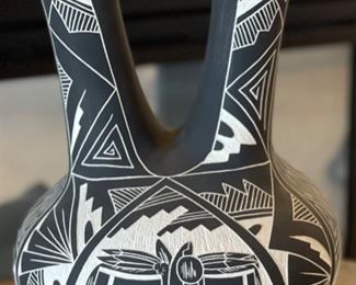 Alisha Chino Native American Etched Wedding Vase AC Acoma NM 15x9x9in HxWxD