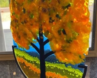 Art Glass Tree Sculpture 16in H x 11in W