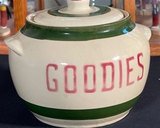 Watt Pottery 76 Goodies Jar Cookie 7in h x 8in diameter