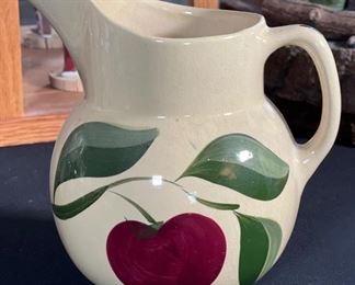 Watt Pottery 16 Pitcher Apple 6.75x5.5x6.5in HxWxD