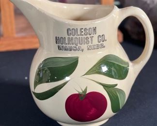 Watt Pottery 15 Pitcher Apple Advertising Coleson Holmquist 5.5x5.75x4.25in HxWxD