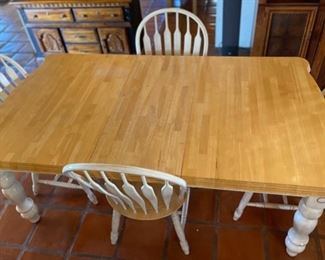 Country Maple Farmhouse Dining Table w/ 4 Chairs 30x41x58-75in HxWxD