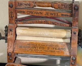 Antique Anchor Brand Crown Jewel Clothing Wringer