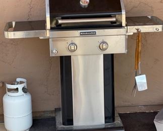 KitchenAid Propane Grill 720-0891B 45 x 28 x 22 HxWxD