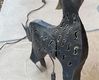 Rustic Metal Howling Coyote lighted 23x18x3in HxWxD