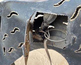 Rustic Metal Howling Coyote lighted 23x18x3in HxWxD