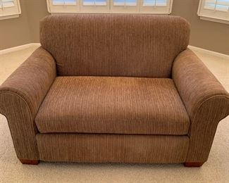 La-Z-Boy Oversized Chair Brown and Beige Lined Fabric with Wood Legs and One Throw Pillow #1 34x58x38 HxWxD