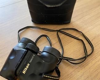 Nikon Travelite III 7x20 7.1 Binoculars w Case