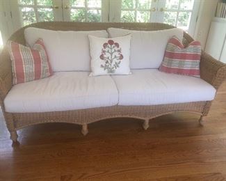 2-cushion wicker couch