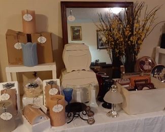 Tons of home decor items