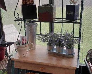 Potting table