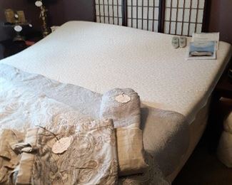King sized Tempur Pedic Ergo adjustable bed