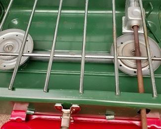 Detail Coleman Camp Stove