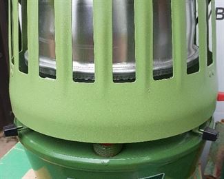 Detail camp heater
