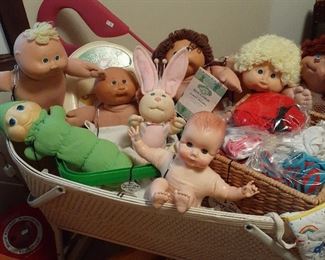 LOTS of vintage kids stuff/toys