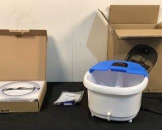 Located in: Chattanooga, TN
Condition "Unused, Overstock"
Foot Spa & LED Light Ring
Arealer Foot Spa
Model - MM-17C-3
V-120, Hz - 60,W - 500
10" LED Light Ring
*Sold As Is Where Is*

SKU: N-7-C