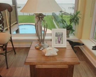 2 Matching tables no drawers 