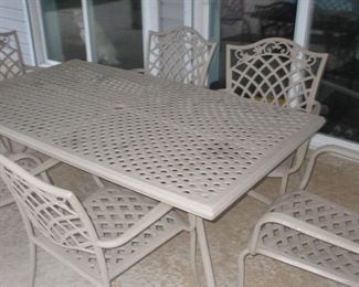 Sturdy and Nice Patio Table with 6 Chairs