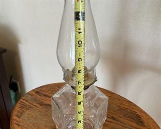 #3	misc	Clear glass horse and buggy oil lamp 14"	 $ 20.00 