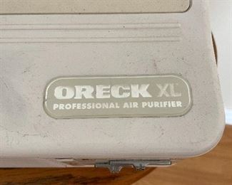 #10	misc	Oreck XL Professional Air Purifier Ionizer Type 3 White AIR8SW Signature Series	 $ 25.00 