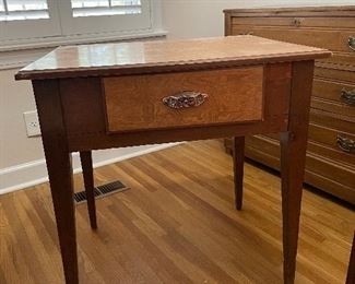 #48		One drawer end table - 27.5x22x29	 $ 35.00 