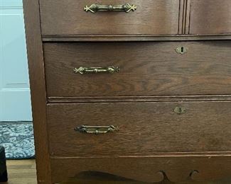 #81		Wood Curved front 4 drawer chest of drawers - 42x20x31	 $ 175.00 