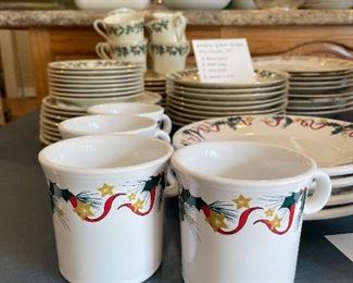 #58		Fiesta Holly & Stars by Homer Laughlin (Discontinued) 4 - 9" plates and 4 mugs	 $ 40.00 