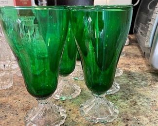 #64		Vintage Anchor Hokcking Forest Green - Oyster and Pearl water/wine glasses	 $ 30.00 