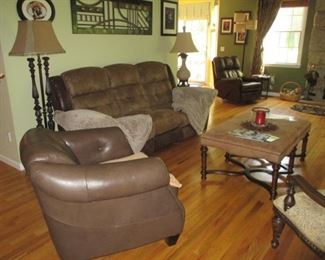 Leather & Suede Living Room Suite
