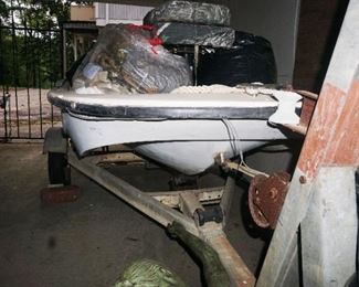 Boston Whaler 12' with 25HP Yamaha Outboard and Trailer