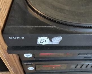 Sony stereo system with speakers
