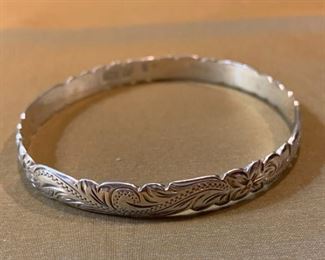 Sterling bracelet stamped with makers mark