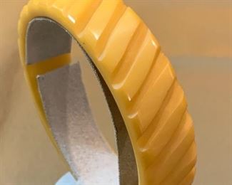 026 Bakelite caramel Bracelet