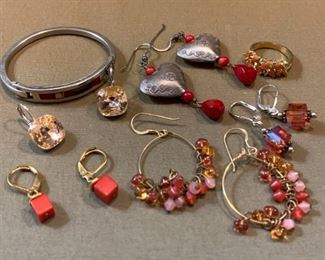 030 Costume Jewelry