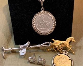 040 Sterling Coin Pendant Necklace