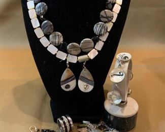 045 Mother of Pearl, Stone  Other Jewelry Pieces