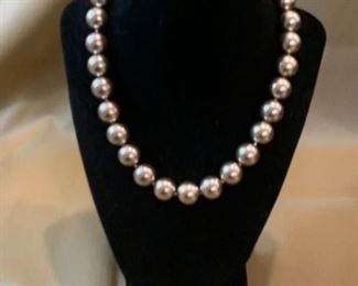 407 Chunky Silver Bead Necklace
