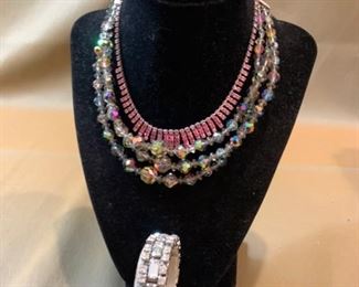 455 Necklaces, Bracelets  Brooch