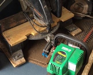 Gas powered hedge trimmer like new
