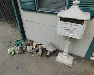 cast alum. mail box