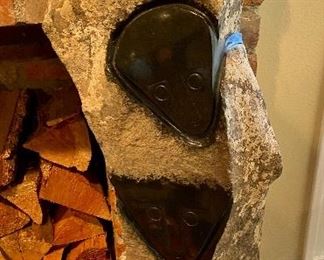 "Our Ancestors" by Henry Munyaradzi.
35" tall, Medium: Springstone Serpentine