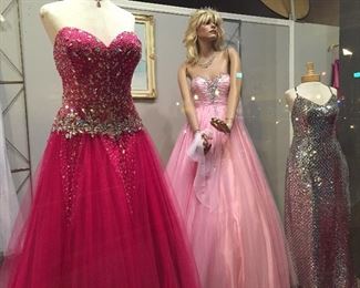 Quince. Prom. Christmas. New Years. Just $10 ea, cash only please for this total liquidation. 
Dress forms for sale too. 
Artwork and displays must be sold!