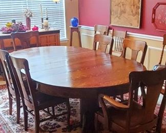 Stunning  TIGER OAK dining room table