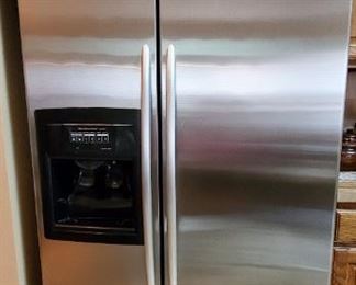 NICE Stainless side by side refrigerator