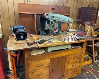 Vintage 1950's DeWalt Radial Arm Saw