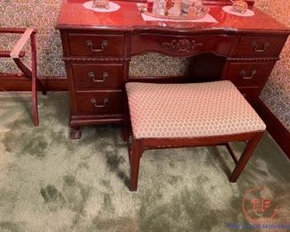Antique BERKEY & GAY Bedroom Set